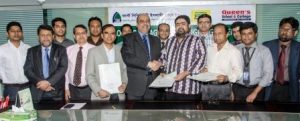 Queens_signing_PR_Image